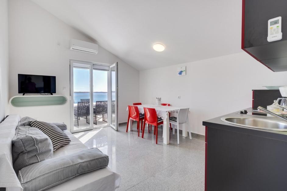 Apartment Lanatea ***Sea View*** 르티나 외부 사진